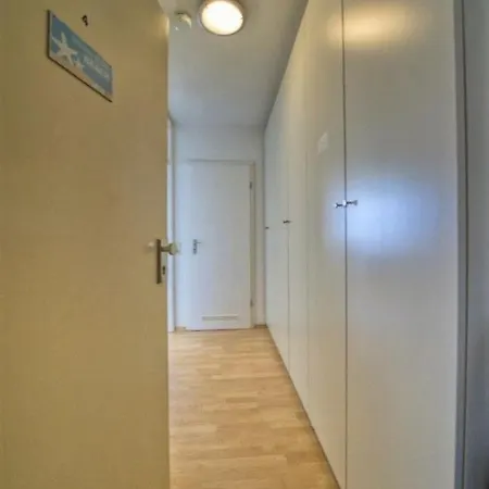 - Haus A, App 0a0704 *